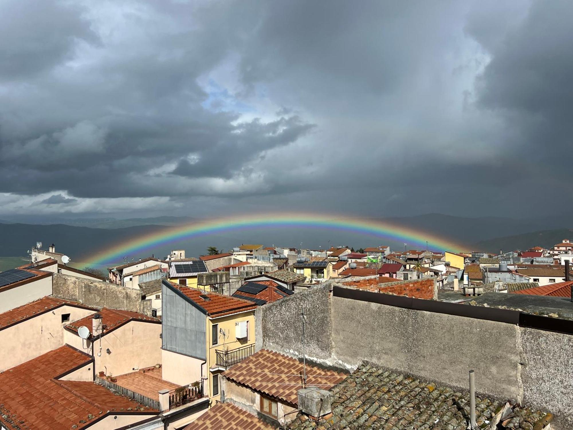 B&B A Due Passi San Giovanni Gemini Exterior foto